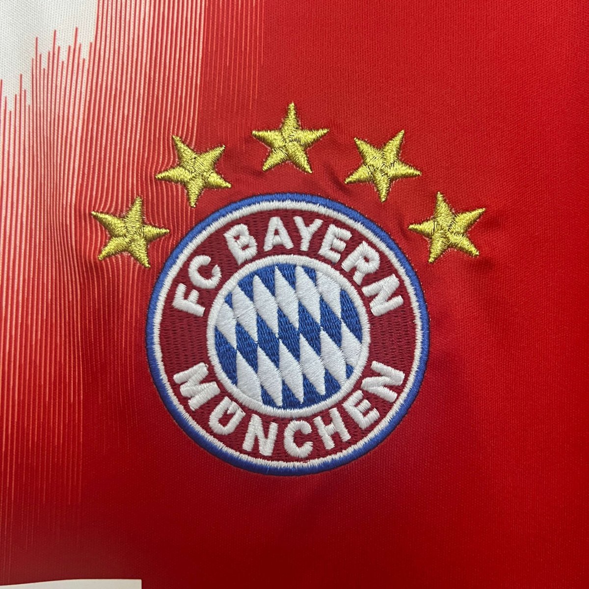 Bayern de Múnich 2025-2026 1º Equipación - Imagen 3